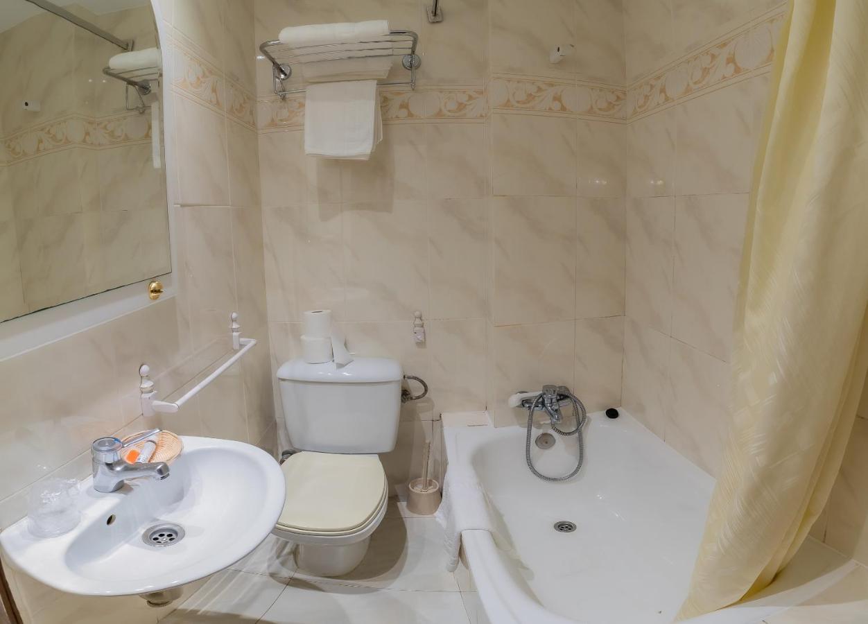 Hostal Santo Domingo de Silos Esterno foto