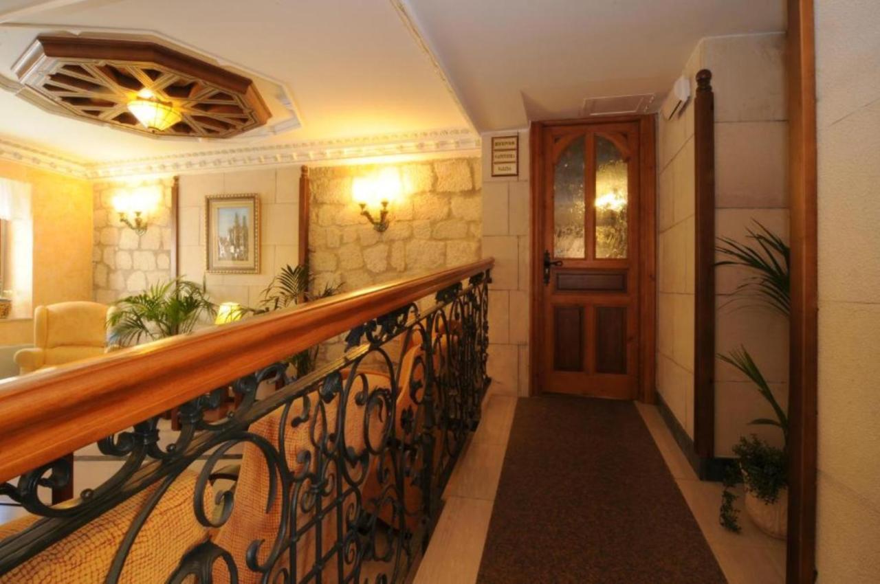 Hostal Santo Domingo de Silos Esterno foto